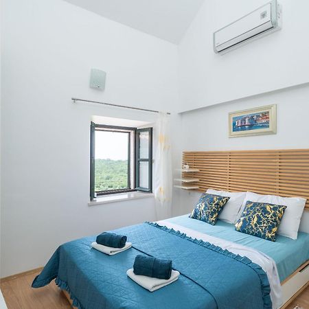 Holiday Home Majkovi Slano Esterno foto